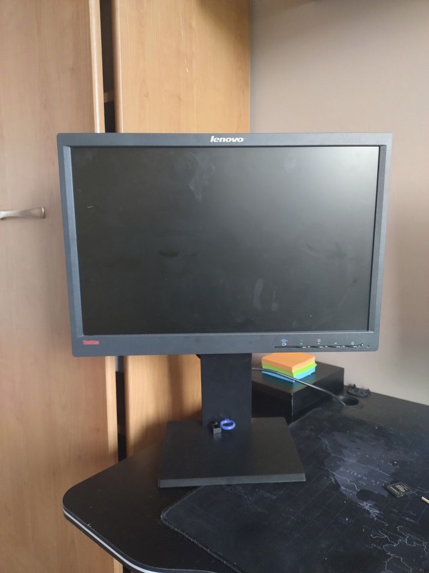 Monitor Lenovo ThinkVision