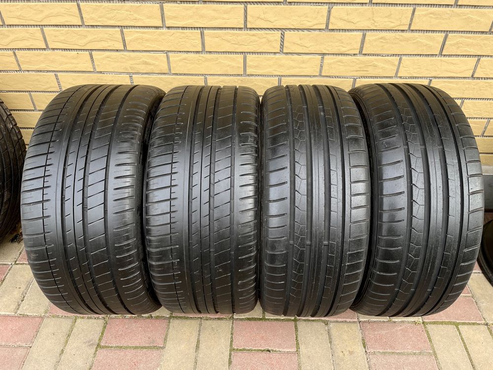 Шини Резина Різноширокі 275.30 і 245.35 R20 Michelin Dunlop