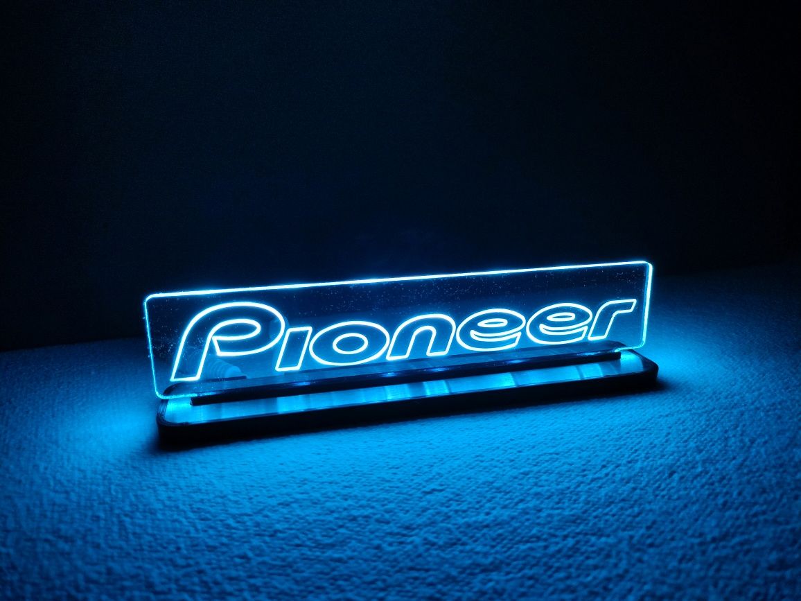 Pioneer, logo, lampka led