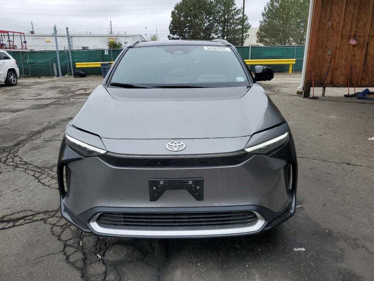 Бампер Toyota bZ4X розборка Тойота bZ4X