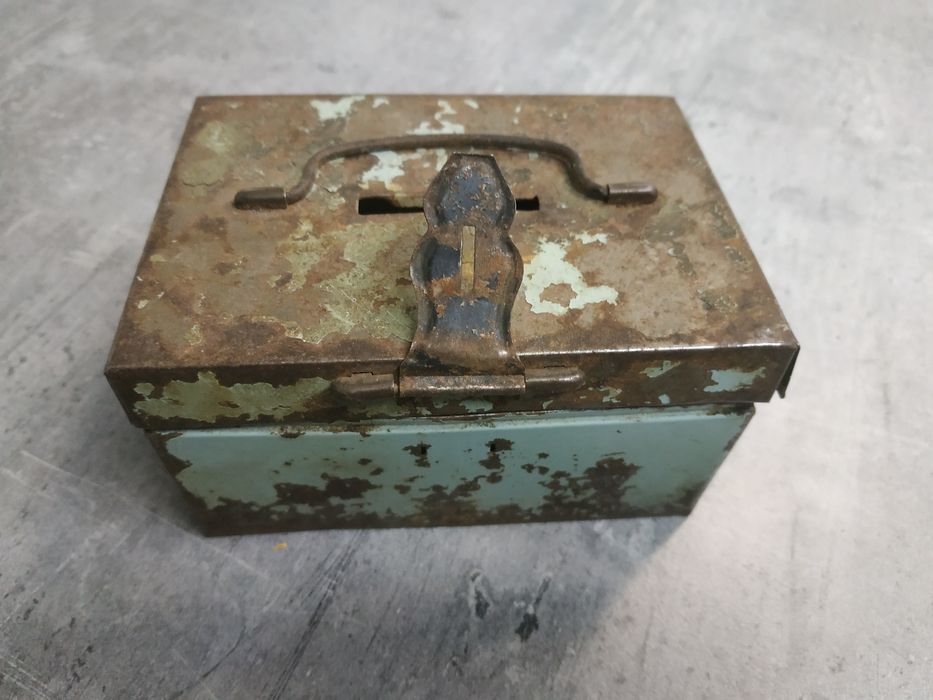 Sprzedam skarbonkę PRL