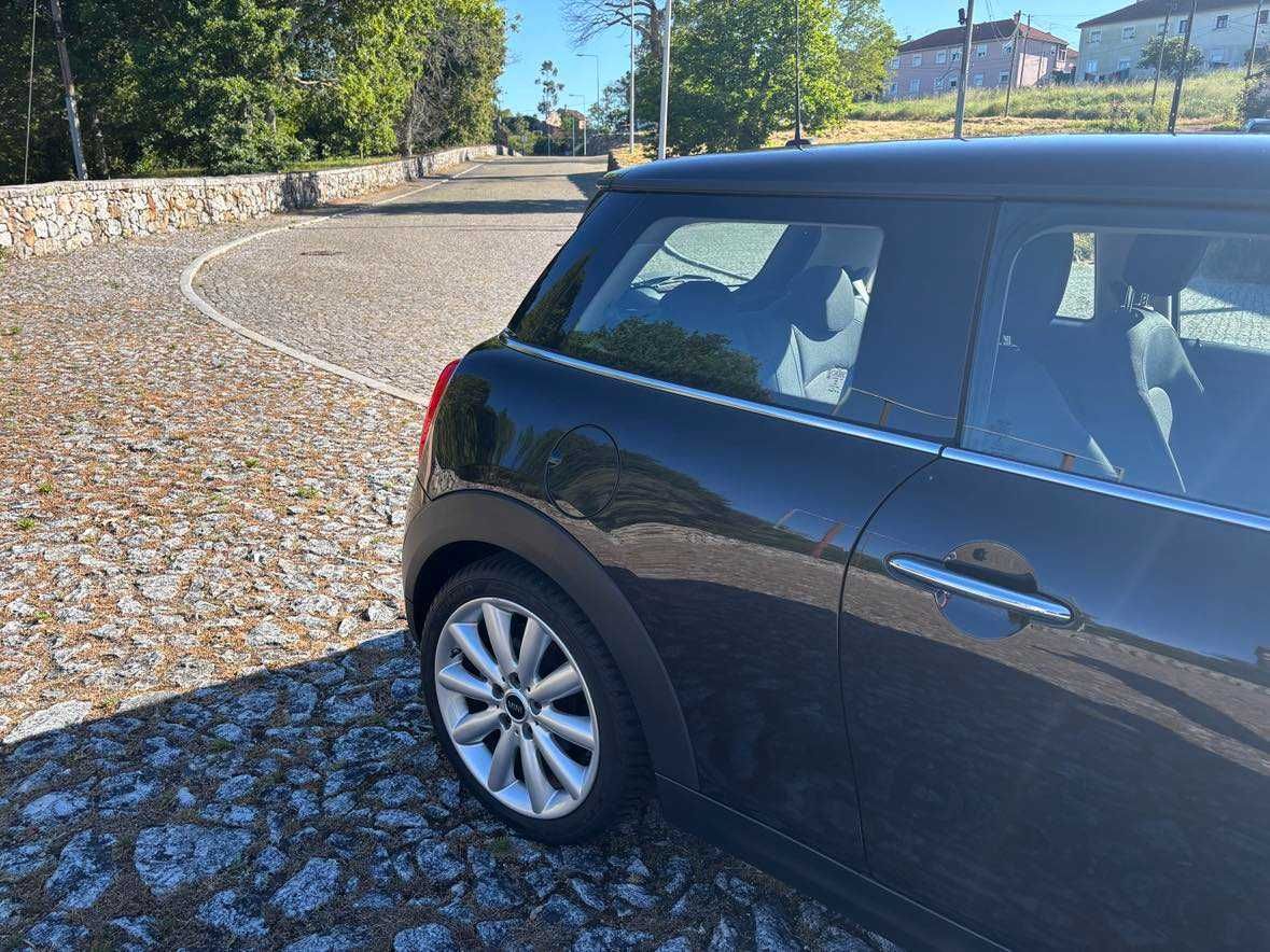 MINI 3 portas como novo