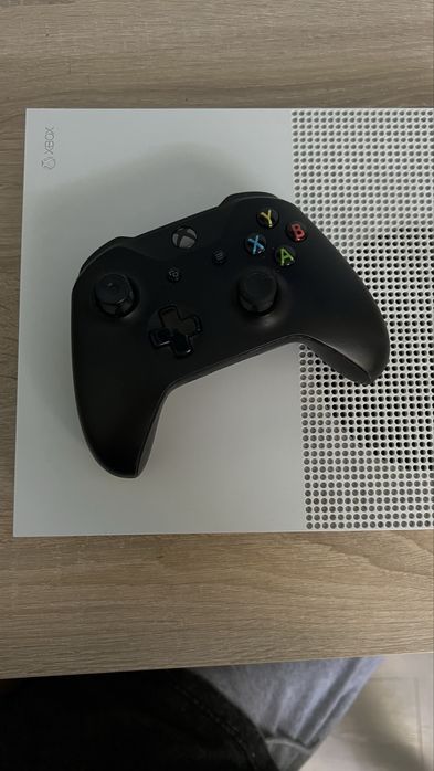 Xbox one s 500 gb pamieci