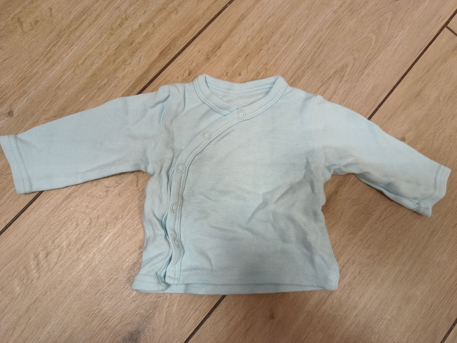 Zestaw  dla niemowlaka noworodka 56cm 3 kopertowe bluzki spodnie