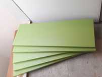 Prateleiras verdes