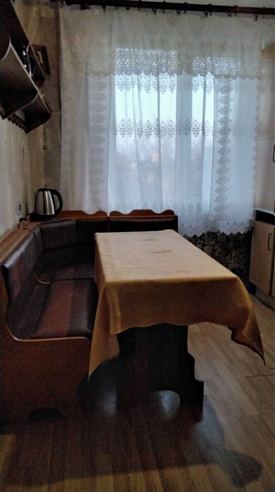 Здається окрема кімната без власника Чайка