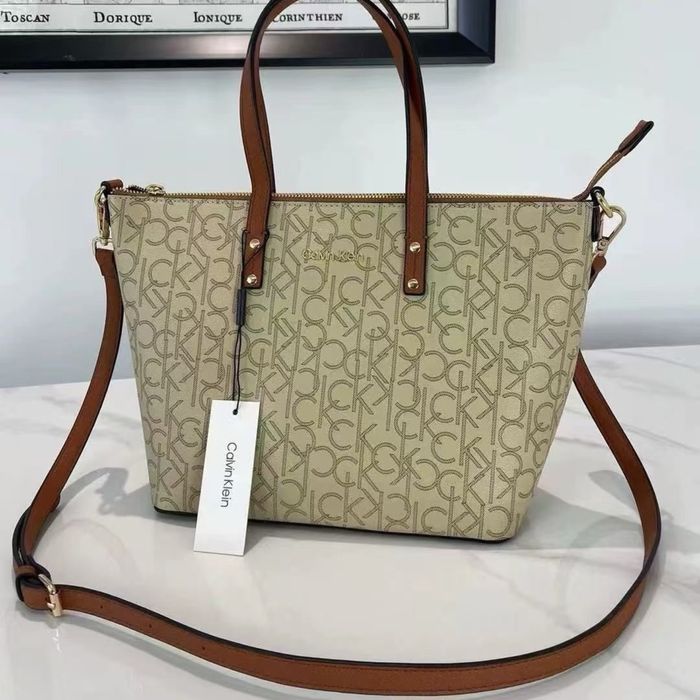 Нова оригінальна сумка calvin klein