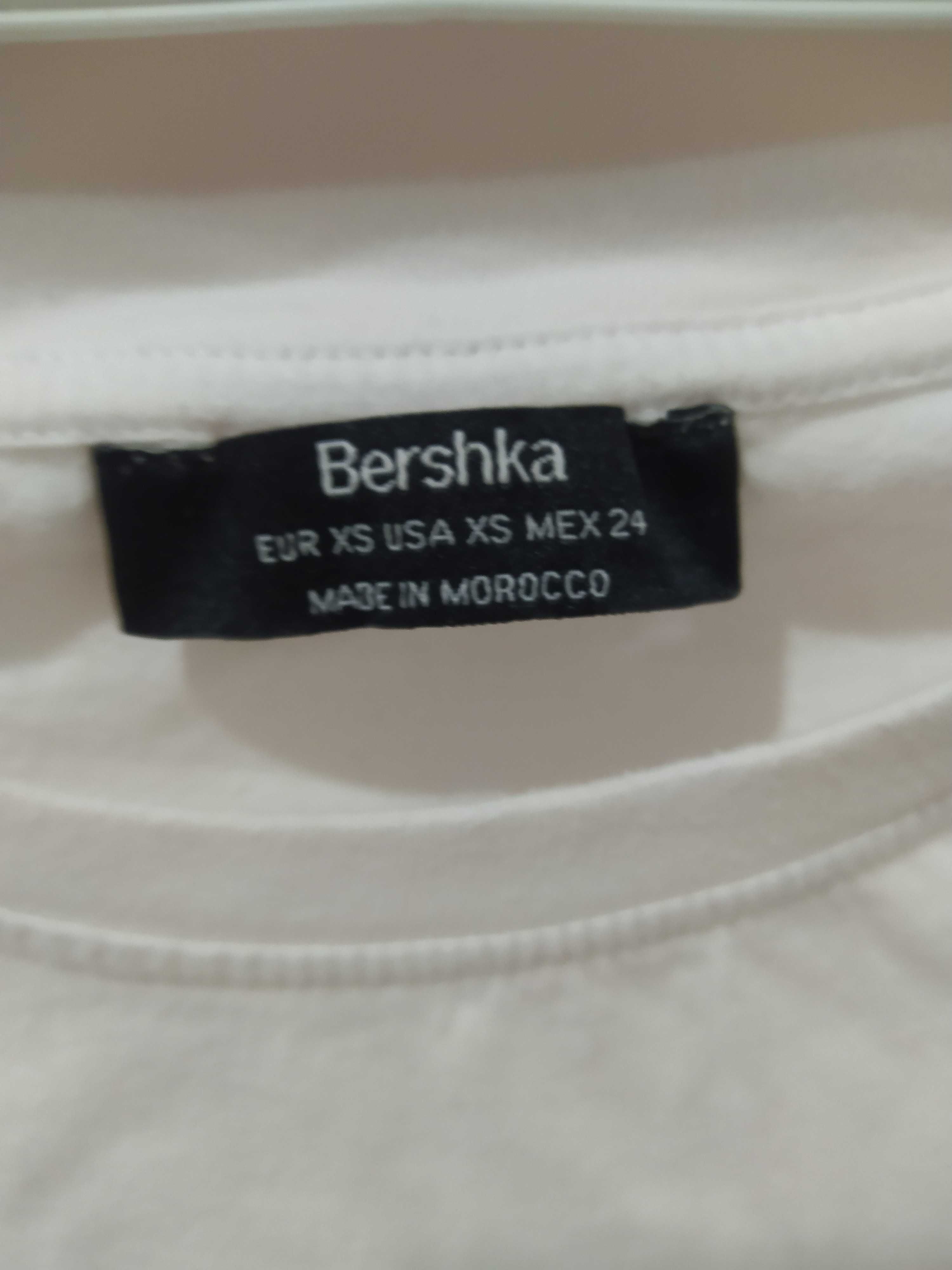 T-Shirt Bershka XS Com Etiqueta