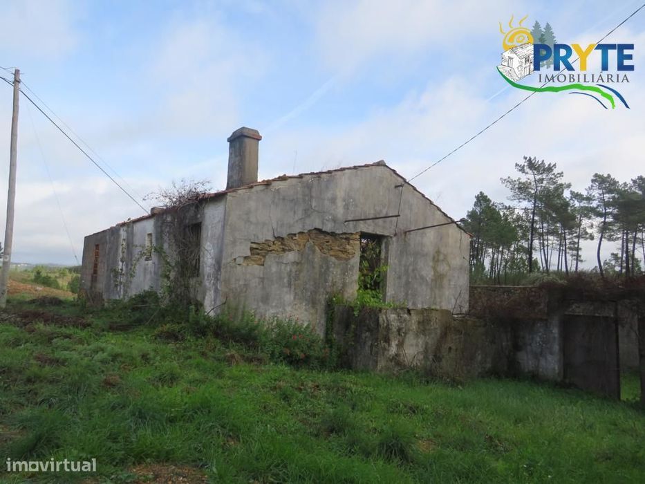 Propriedade com 4.844 metros quadrados situada a 10 km da Sertã