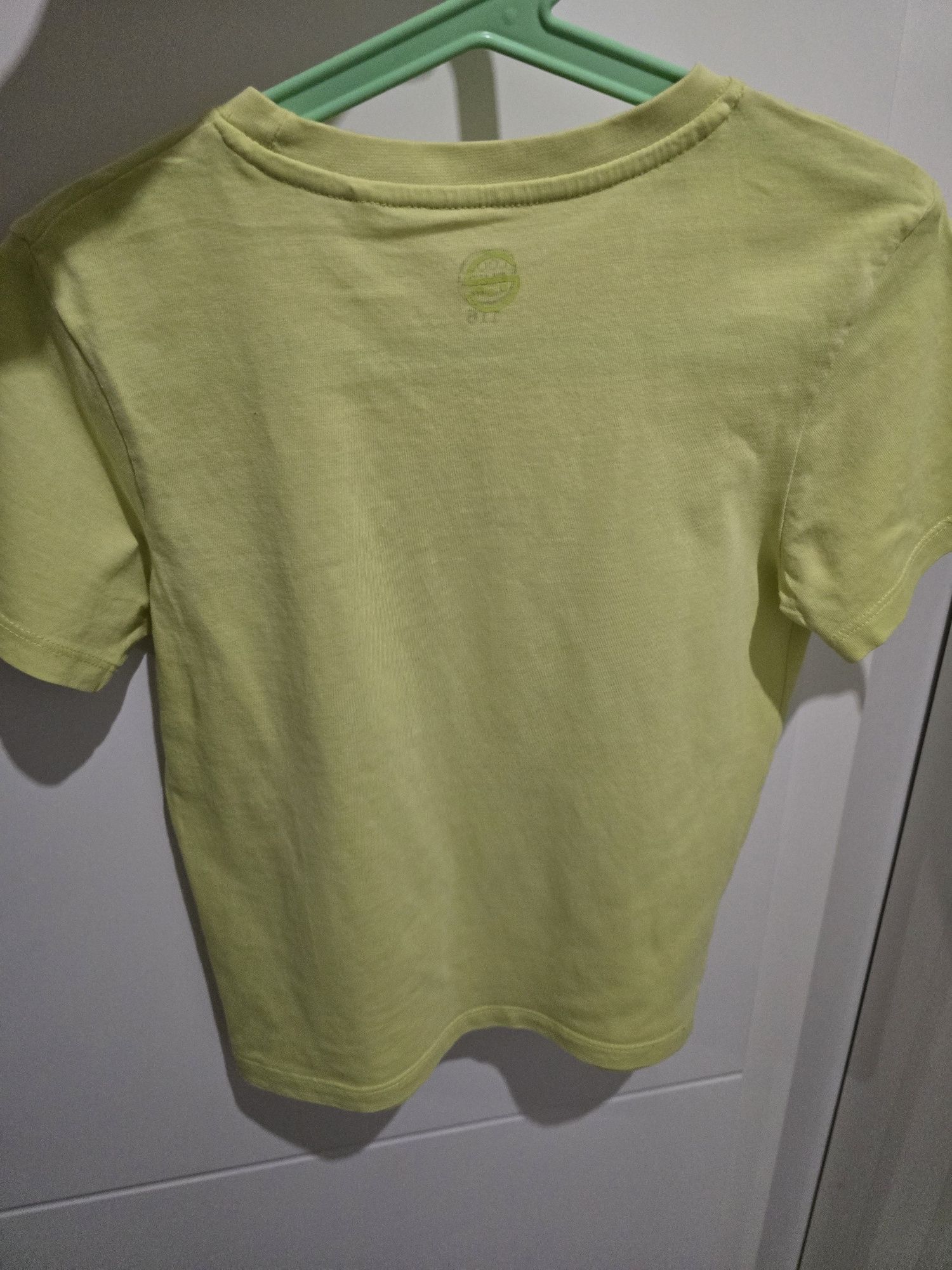 Bluzka T-shirt ze Smyka Cool Club 116 cm.