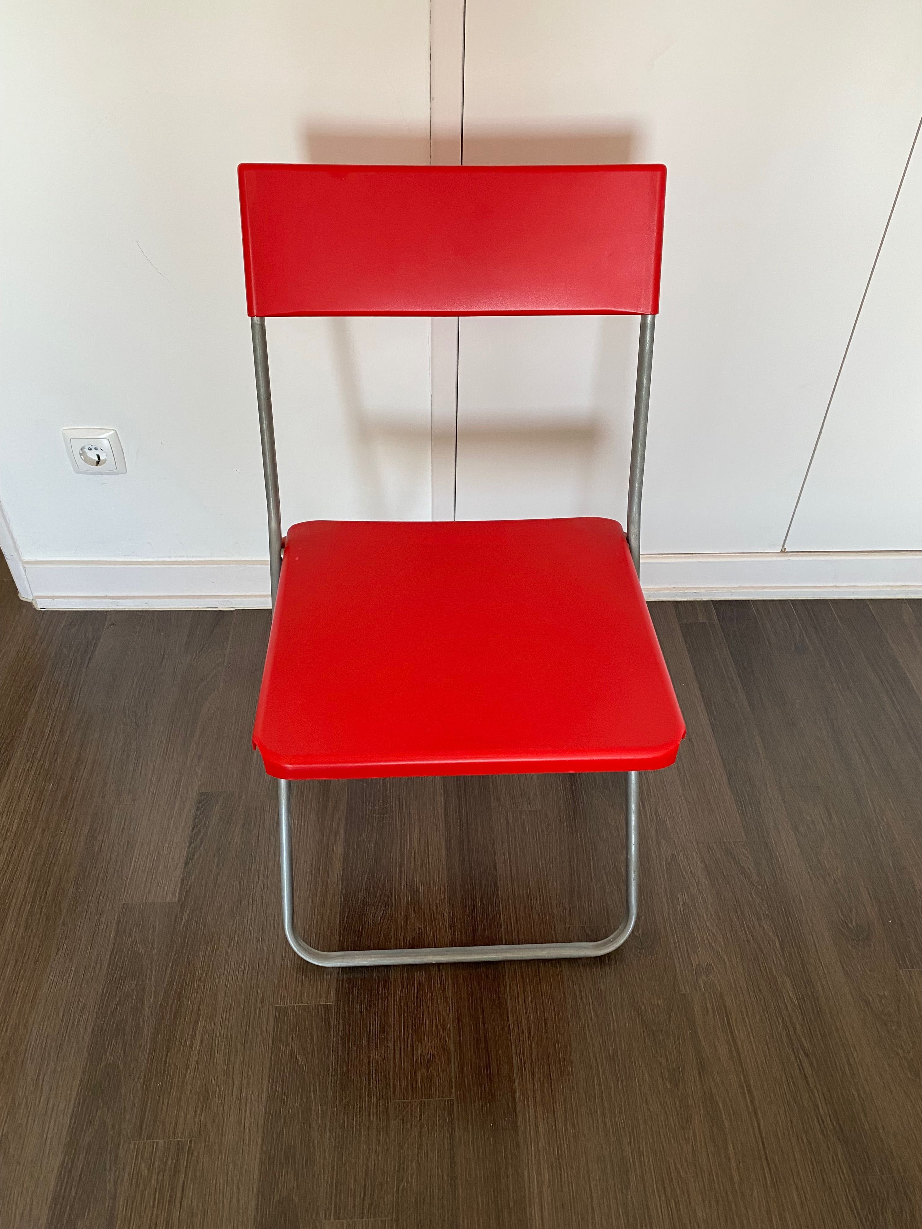 Cadeira vermelha