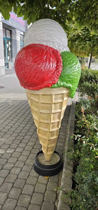 Figura lodów, lód, reklama wolnostojąca, ekspozytor lód gałkowy