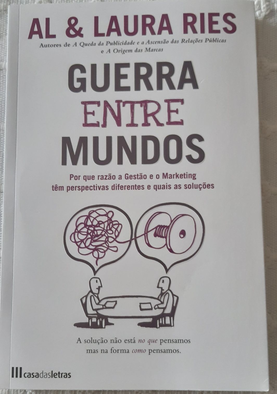 Livro " Guerra entre Mundos"