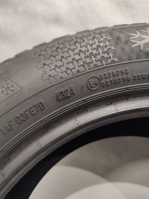 205/60/16 Continental WinterContact Ts 870 *** Dot 24 ***