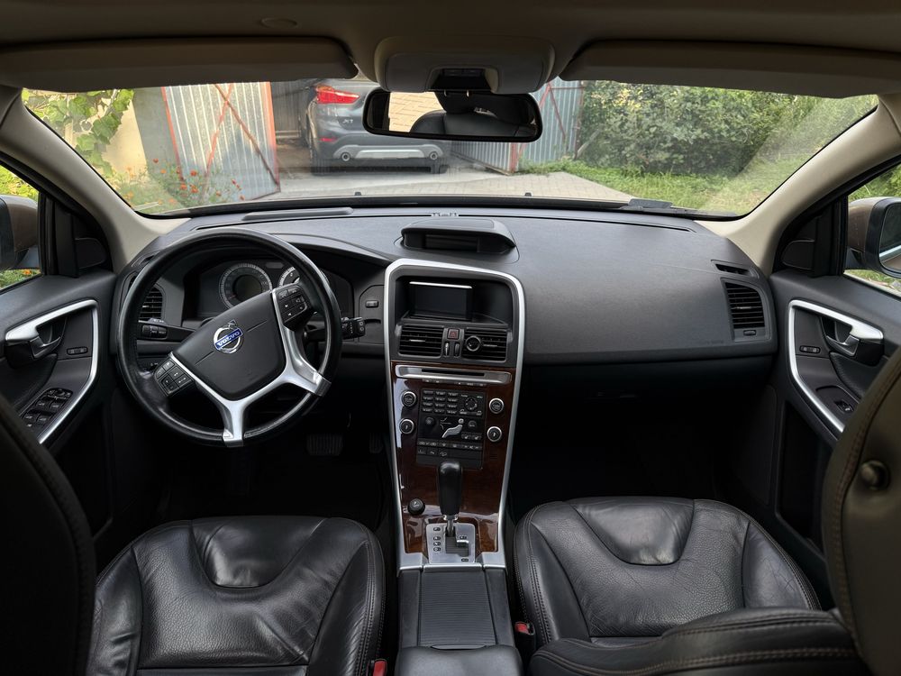 Volvo XC60 2.4D D5