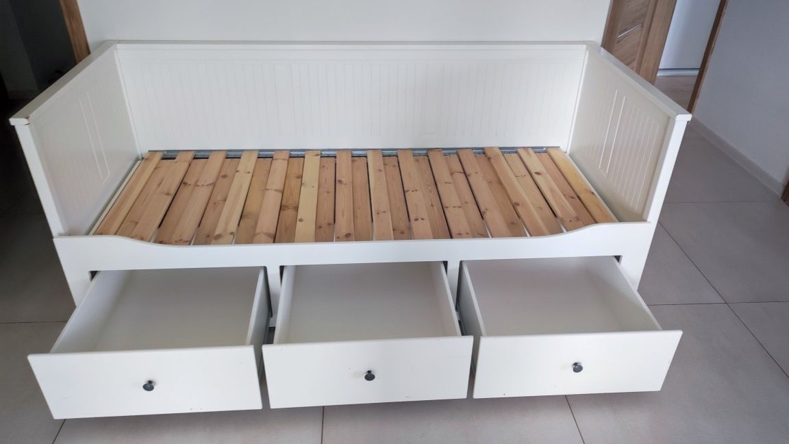 Rozkładane łóżko IKEA HEMNES z 3 szufladami