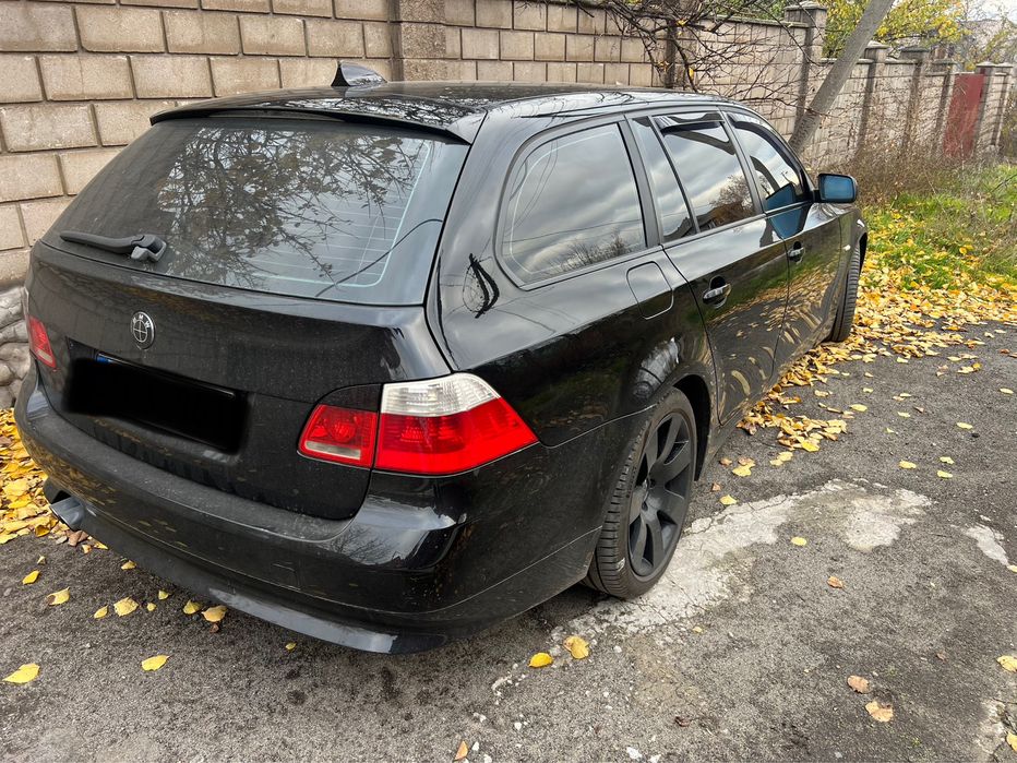 Продам BMW E61 2.5d