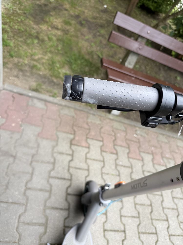 Hulajnoga elektryczna Motus Scooty 10