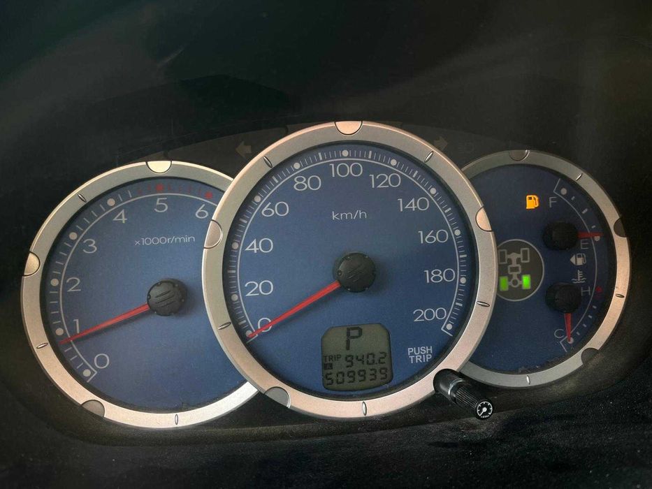 Mitsubishi L200 2.5DI-D STRAKAR