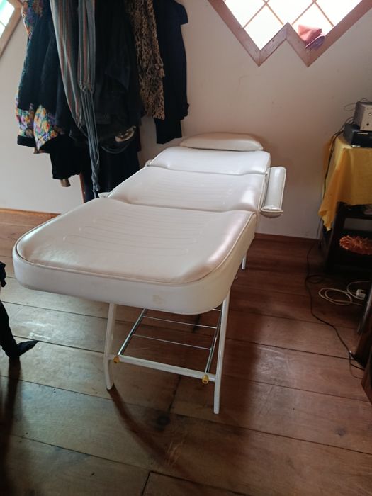 Marquesa Branca com orifício facial