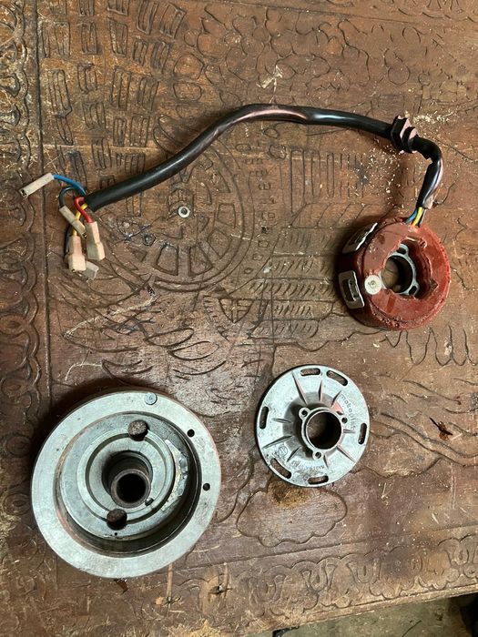 Vendo motoplat de um motor Sachs v5