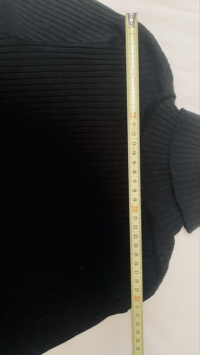 Czarny bawełniany golf z prążkowanej dzianiny H&M 34/XS