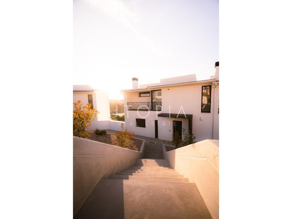 Vila Mosteiro - Condomínio fechado com 9 moradias de alto padrão na...