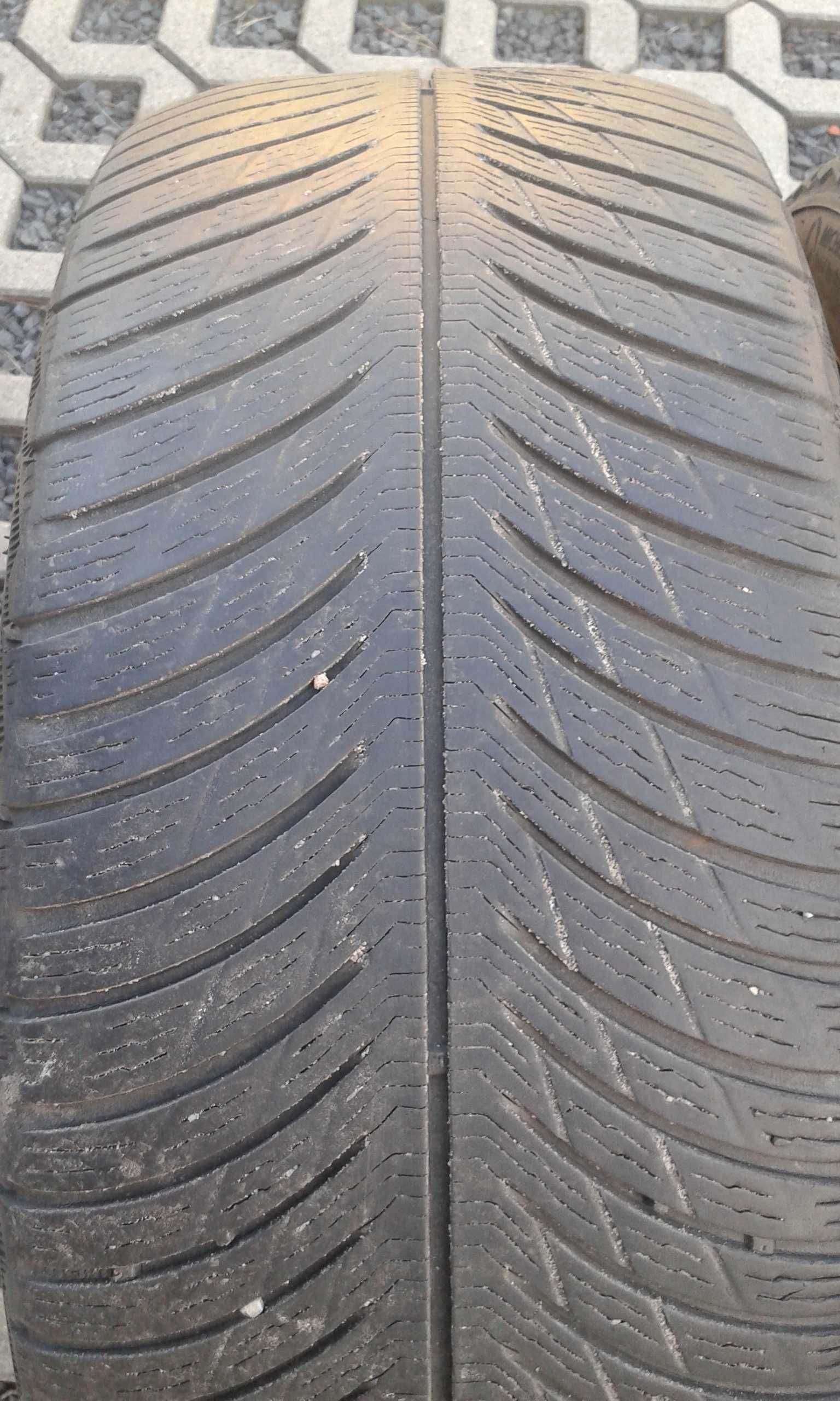 michelin Alpin 5 235/45/18