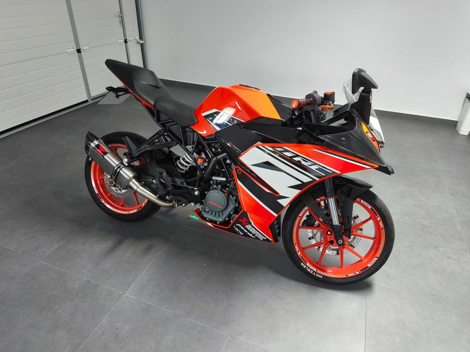 KTM RC 125 como nova