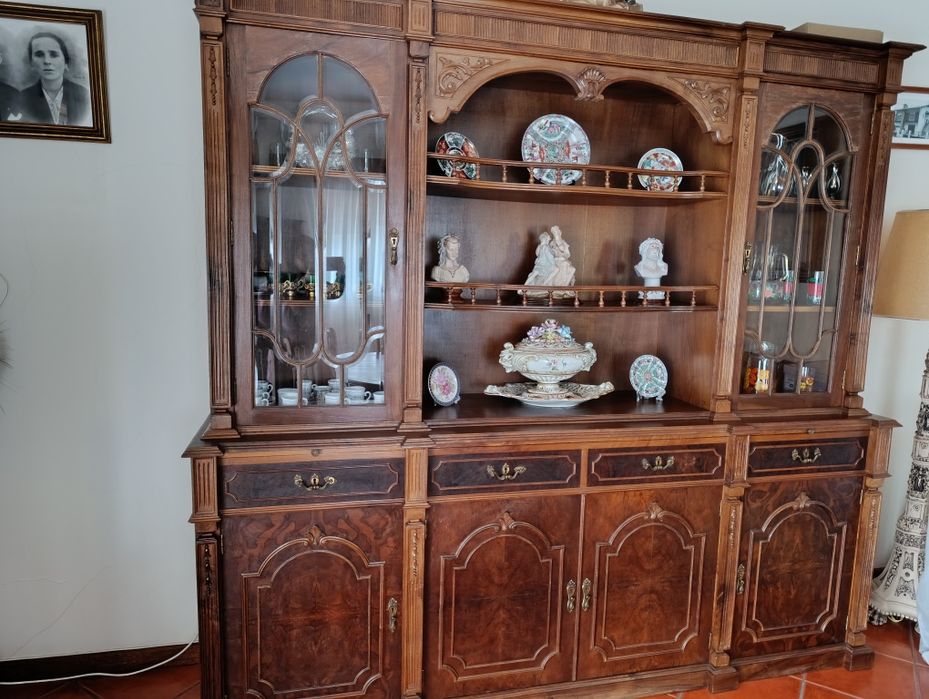 Móveis de sala de nogueira