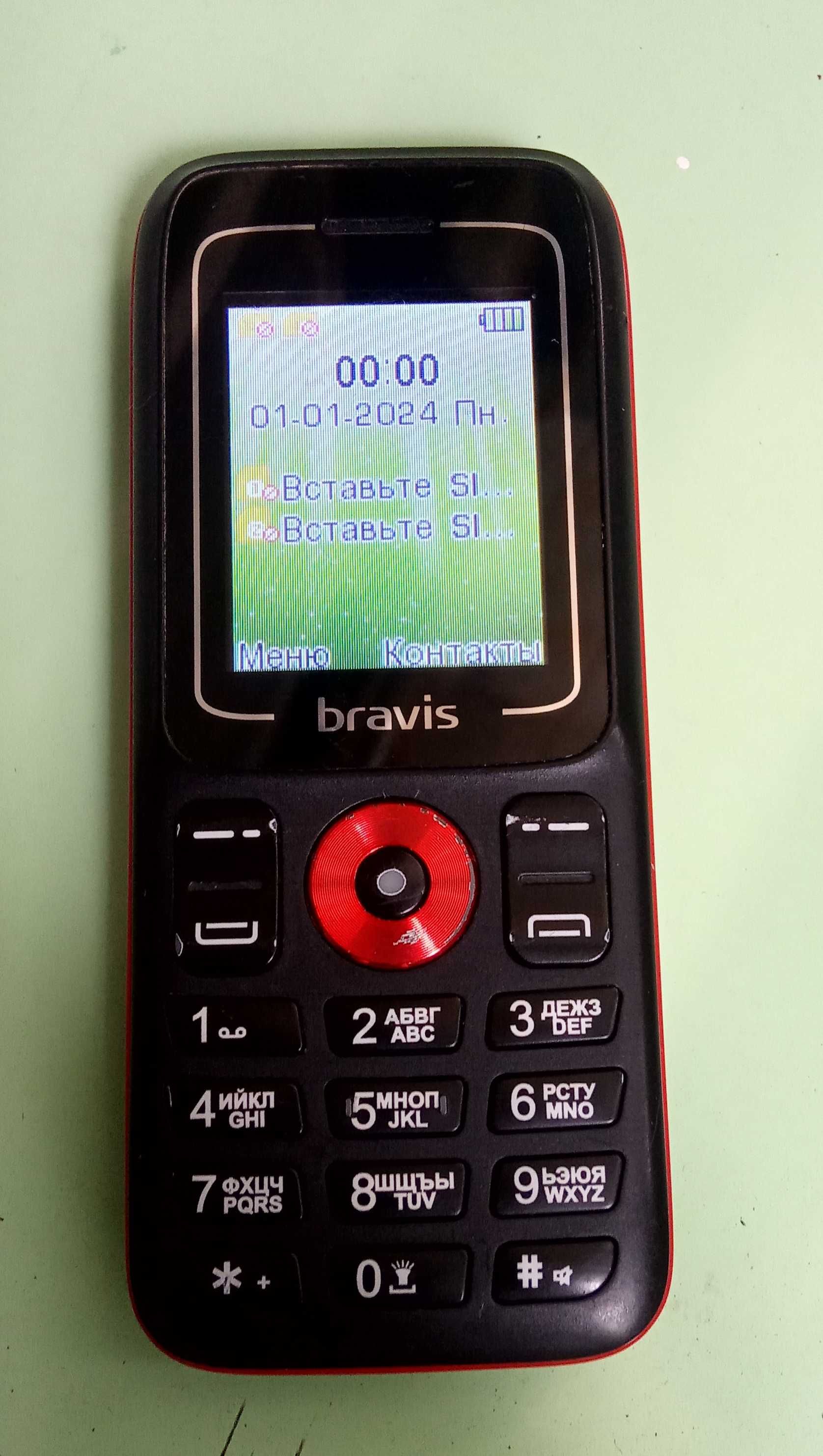 Телефон  BRAVIS C180 Jingle