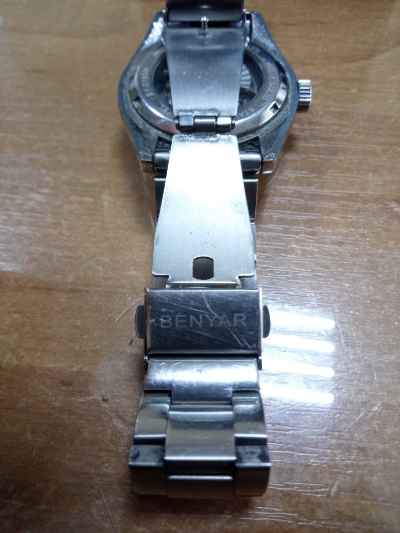 Годинник чоловічий BENYAR.