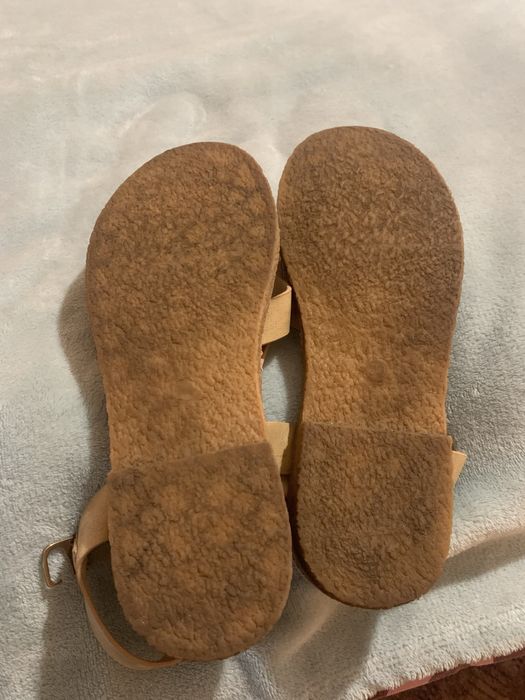 Босоніжки 38 розмір