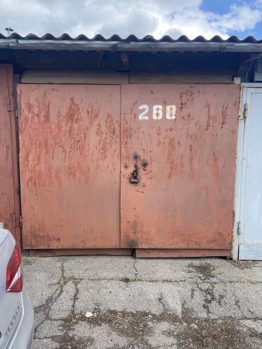 Гараж в кооперативе " Энтузиаст" на Льва Толстого