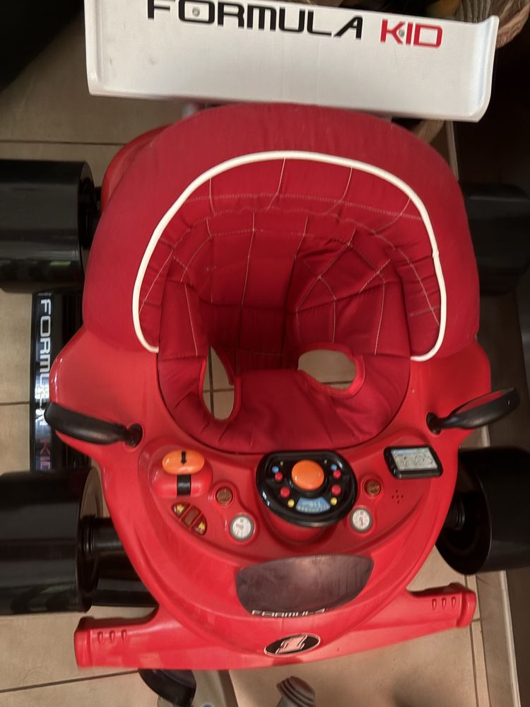Aranha tipo carro formula 1 para bebe