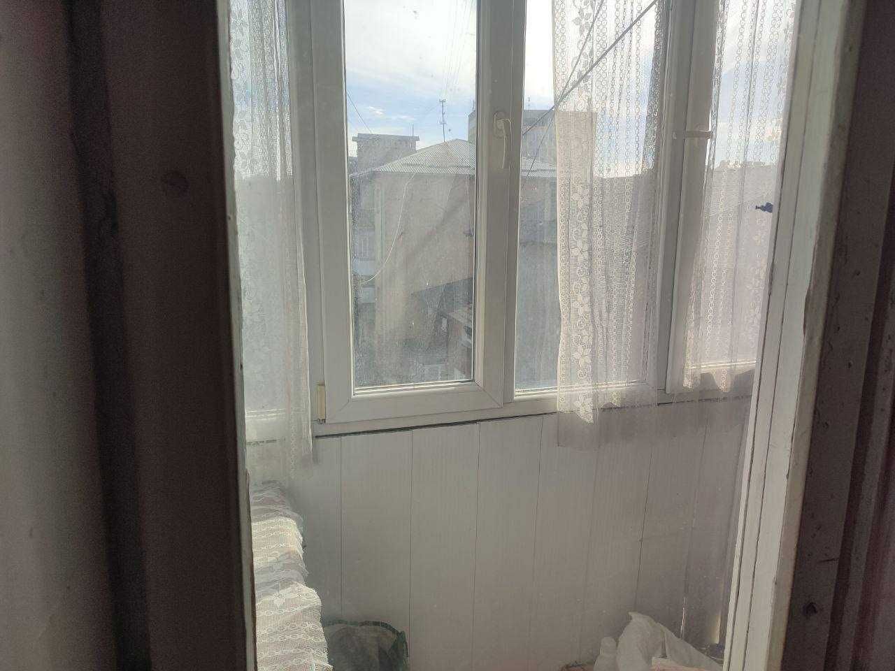 Центр. продаж 3 к. по вул.  Галицька
