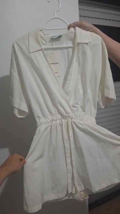 Macacão curto cor branca