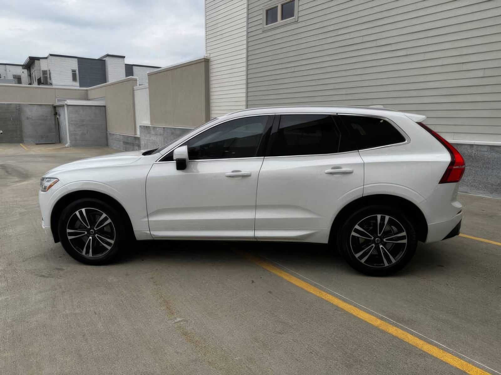 2020 Volvo XC 60 T5 AWD Momentum
