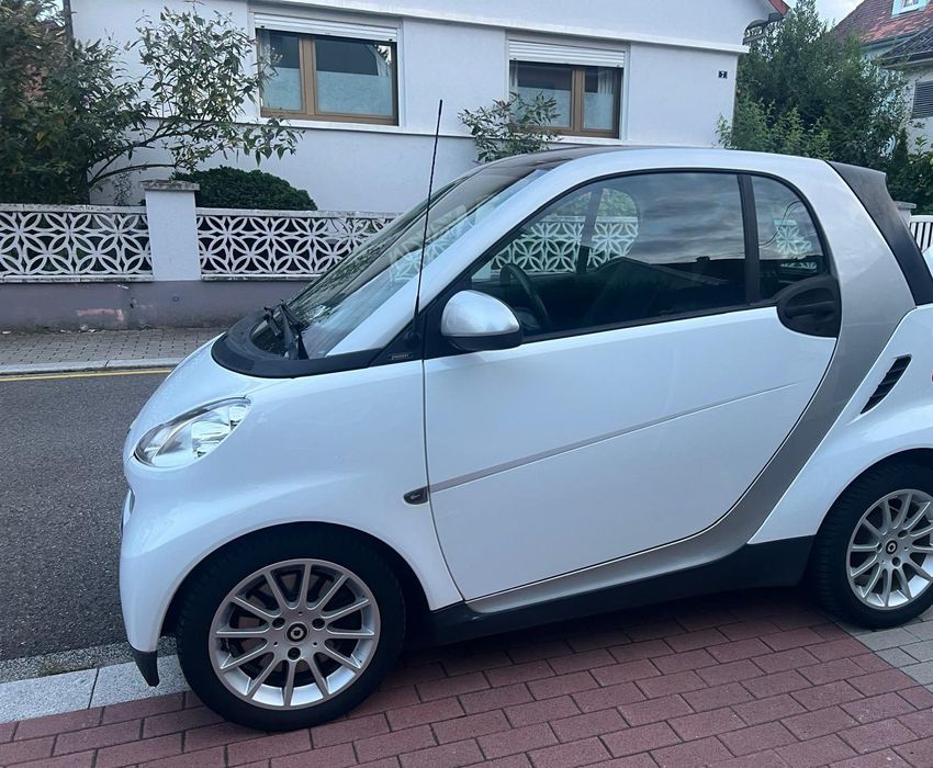 Smart 451 cdi ano 2010