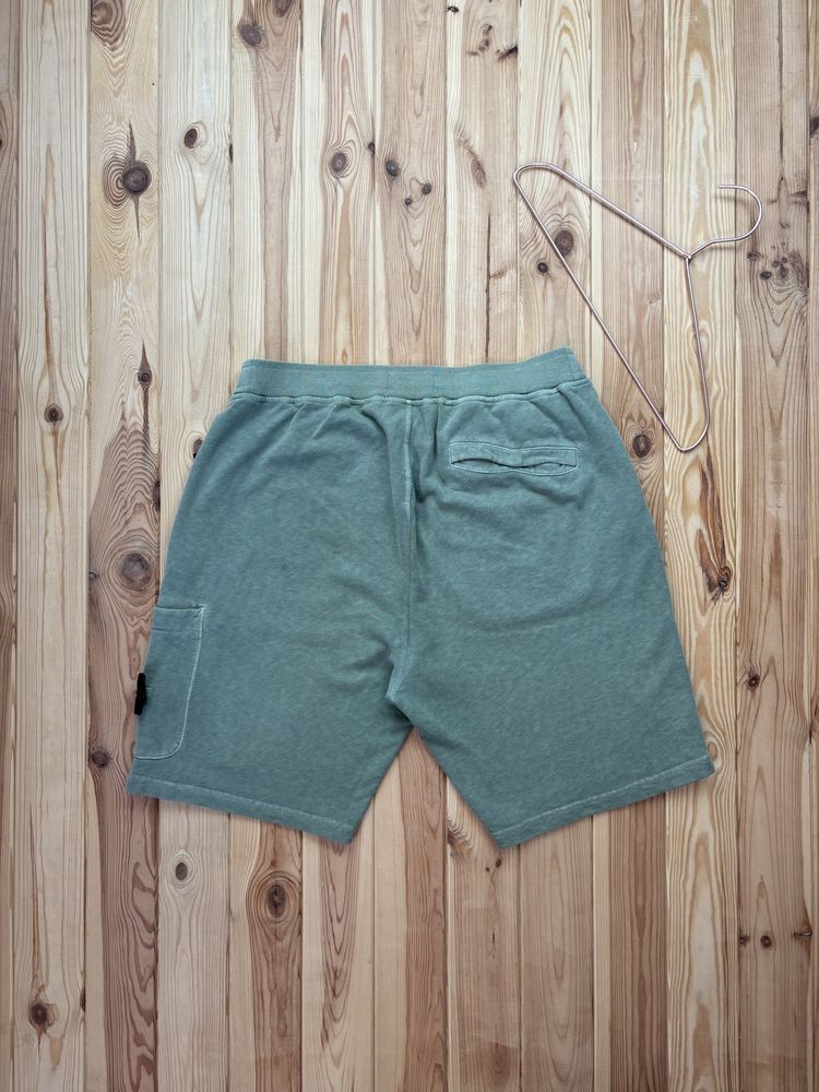 Шорти Stone Island Bermuda Cotton Green Shorts з останніх колекцій