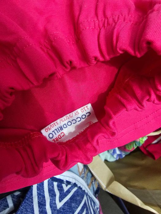 Czerwone spódniczki dziewczęce, rozmiar 110 i 122, Coccodrillo