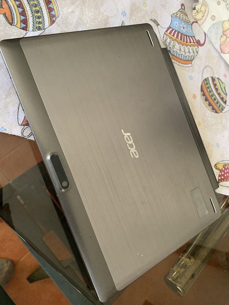 Acer Switch one 10
