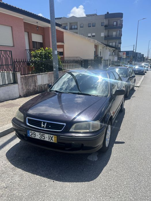 Honda civic MB2 1.4 - Avariado - Vendo apenas Inteiro