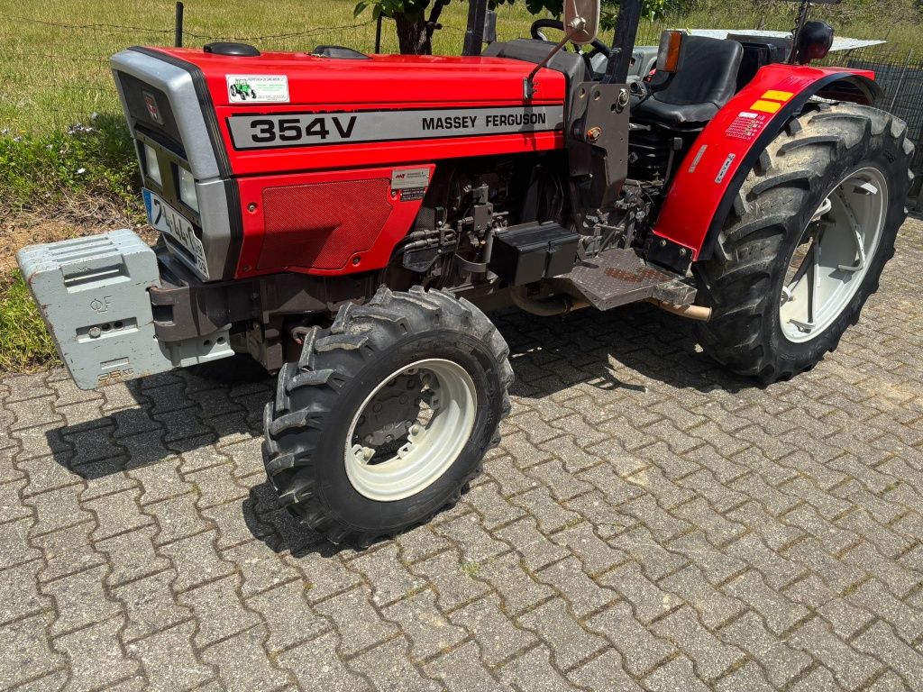 Trator Massey Ferguson 354V