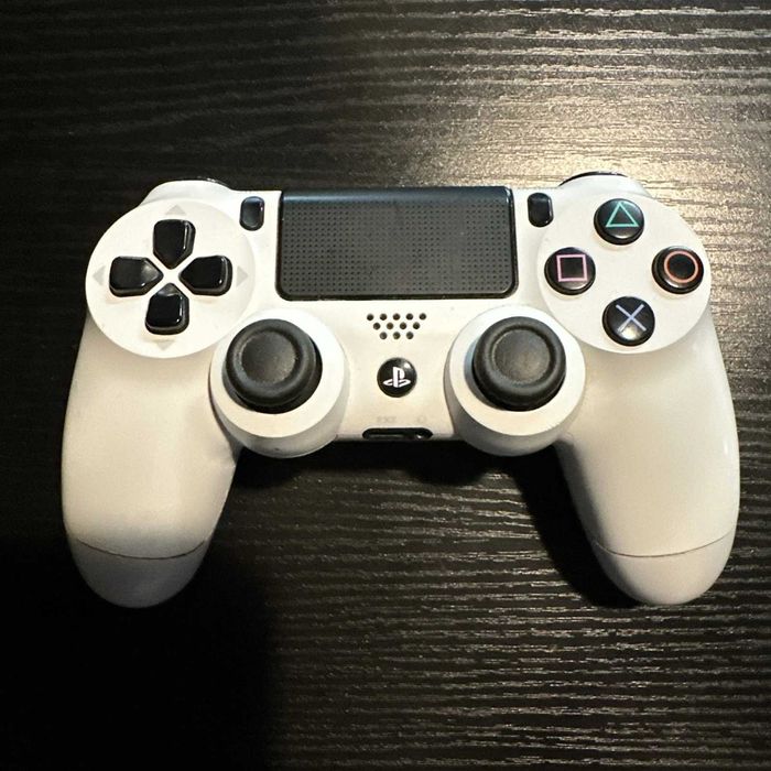 Геймпад джойстик Dualshock 4 V2 White Белый оригинал бу