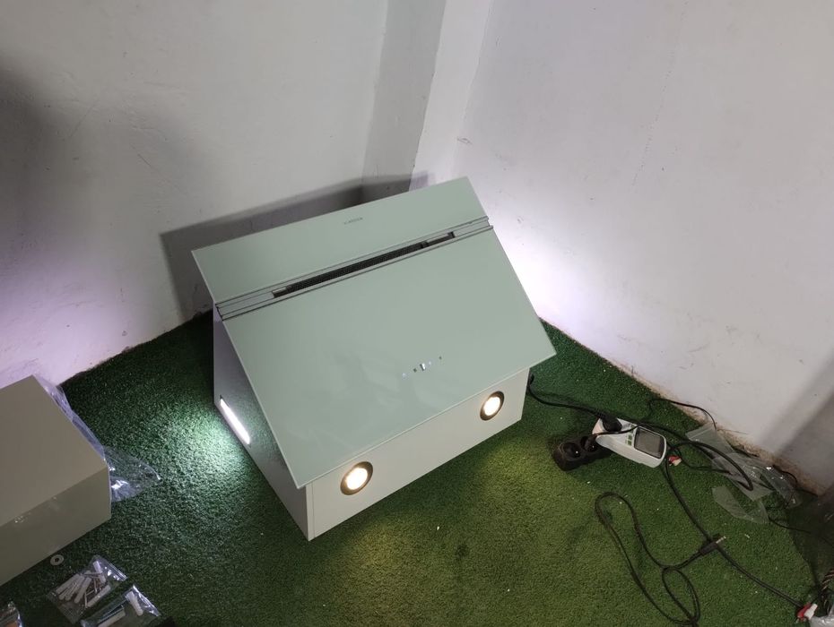 Klarstein Alina 60  okap kuchenny przyścienny, 60 cm, 594 m³/h, oświet