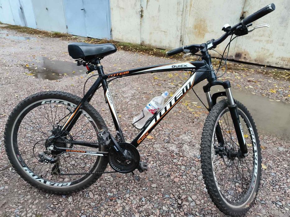 Велосипед Тотем черного цветагорный