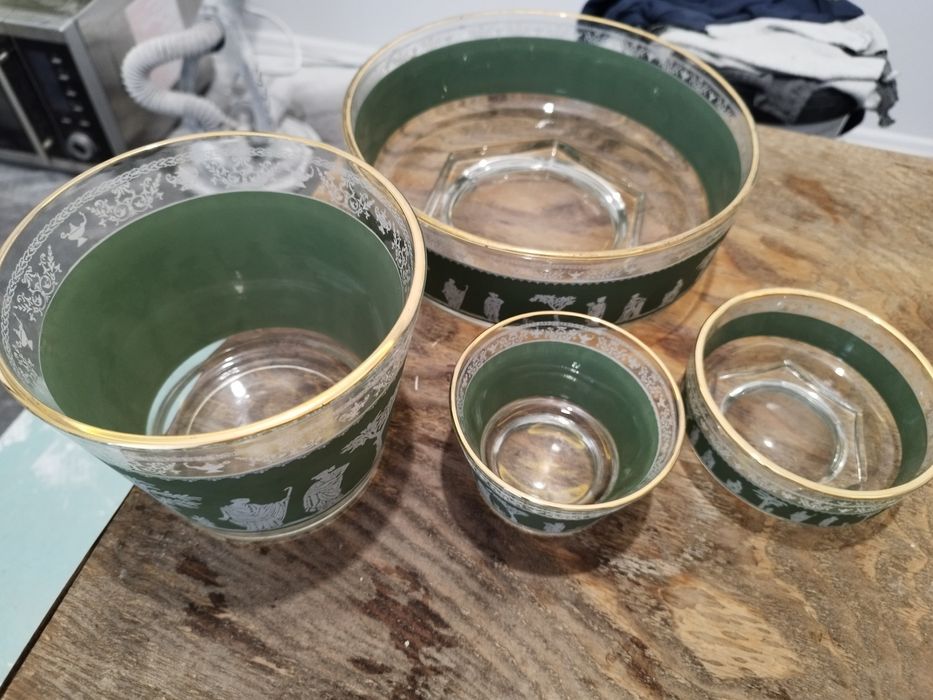 Zestaw szklanych naczyń Hellenic Green Jeannette, nowy w pudełku 1988r