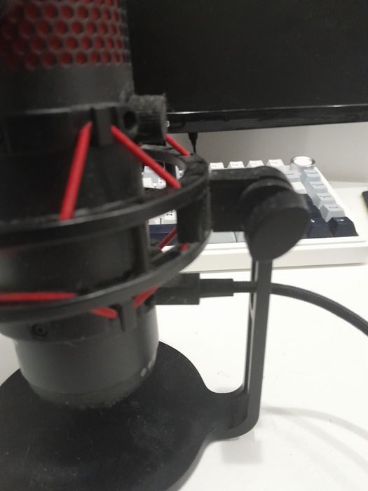 Микрофон HyperX quadcast