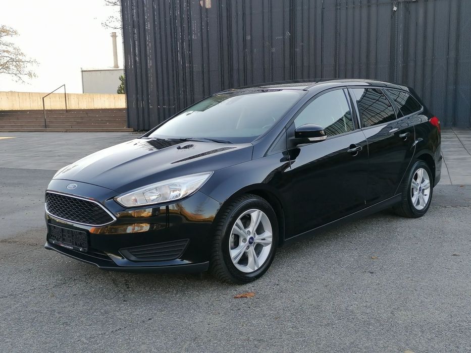 Ford Focus 136 Tys km / Podgrzewana przednia szyba / Serwisowany